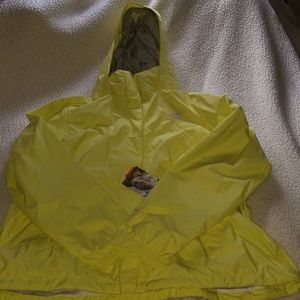 Nwt Northface womans resolve 2 jacket